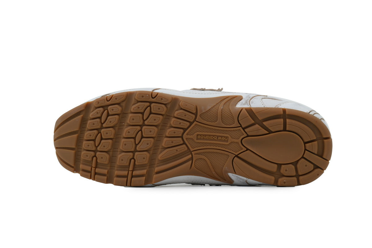 New Balance x Miu Miu 530 SL 'White Gum' sneaker product image 2 | Foot Spikes