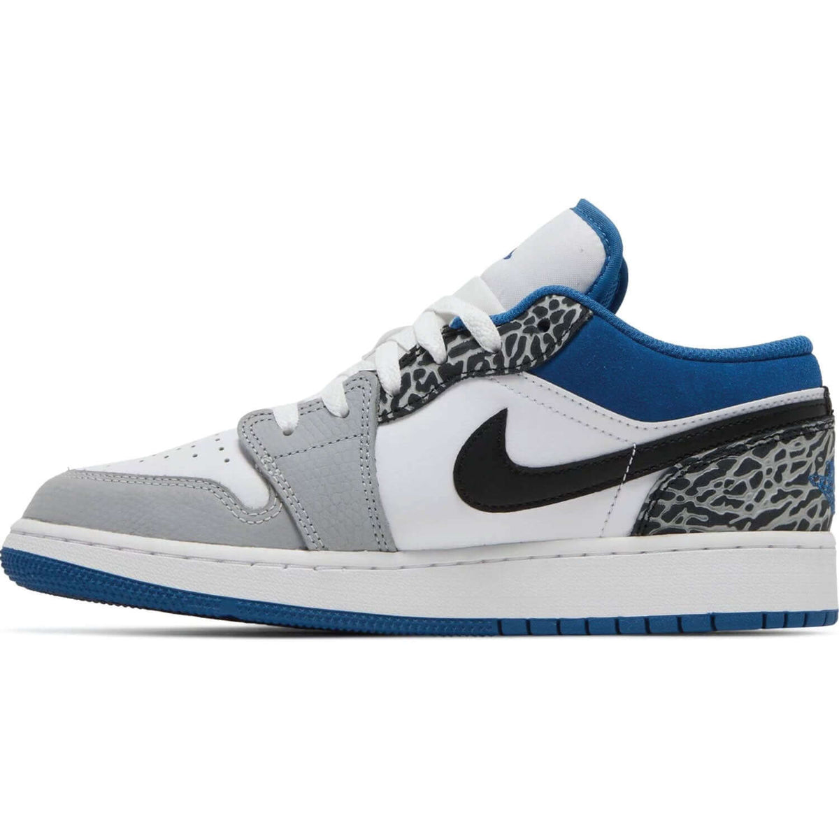 Air Jordan 1 Low SE GS 'True Blue' sneaker product image 1 | Foot Spikes