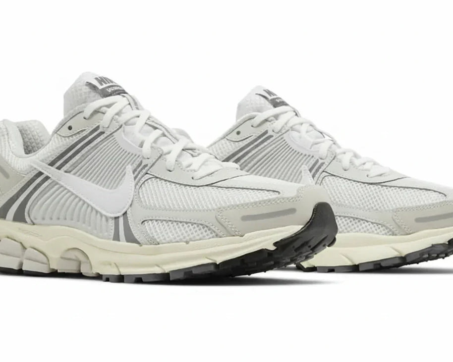 Air Zoom Vomero 5 'Platinum Tint' sneaker product image 4 | Foot Spikes