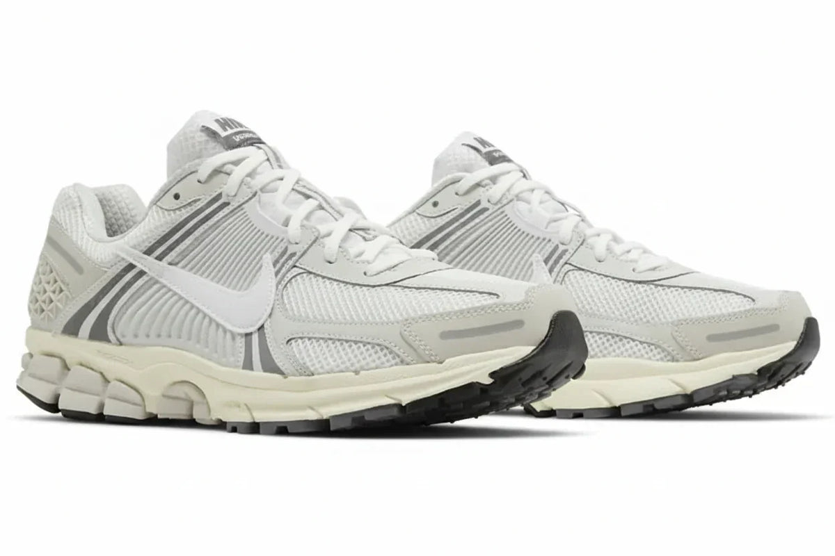 Air Zoom Vomero 5 'Platinum Tint' sneaker product image 4 | Foot Spikes