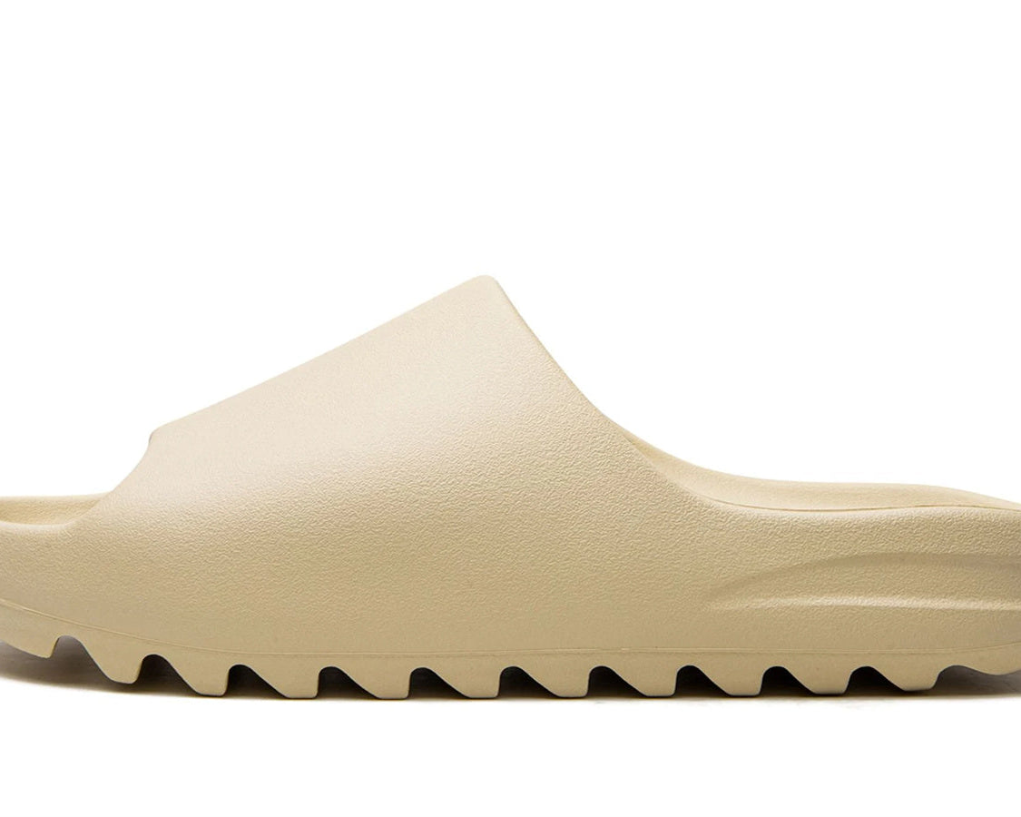 YEEZY SLIDE "Pure" sneaker product image 1 | Foot Spikes