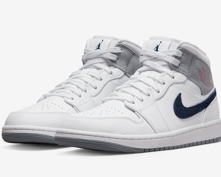 Air Jordan 1 Mid 'Paris' sneaker product image 4 | Foot Spikes
