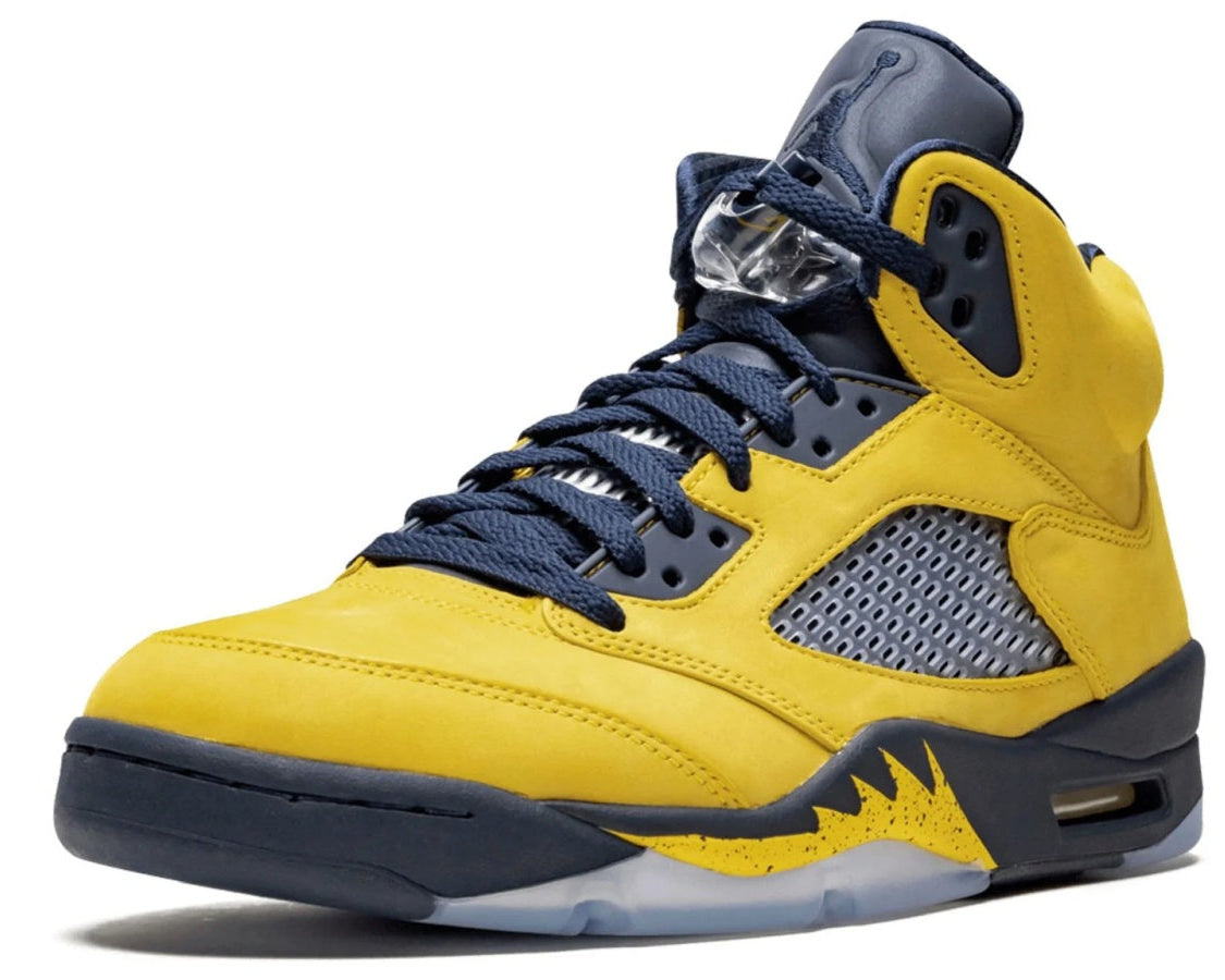Air Jordan 5 Retro SE "Michigan" sneaker product image 3 | Foot Spikes