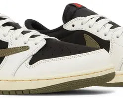 Travis Scott x Air Jordan 1 Retro Low OG 'Canary' (Women's) sneaker product image 4 | Foot Spikes