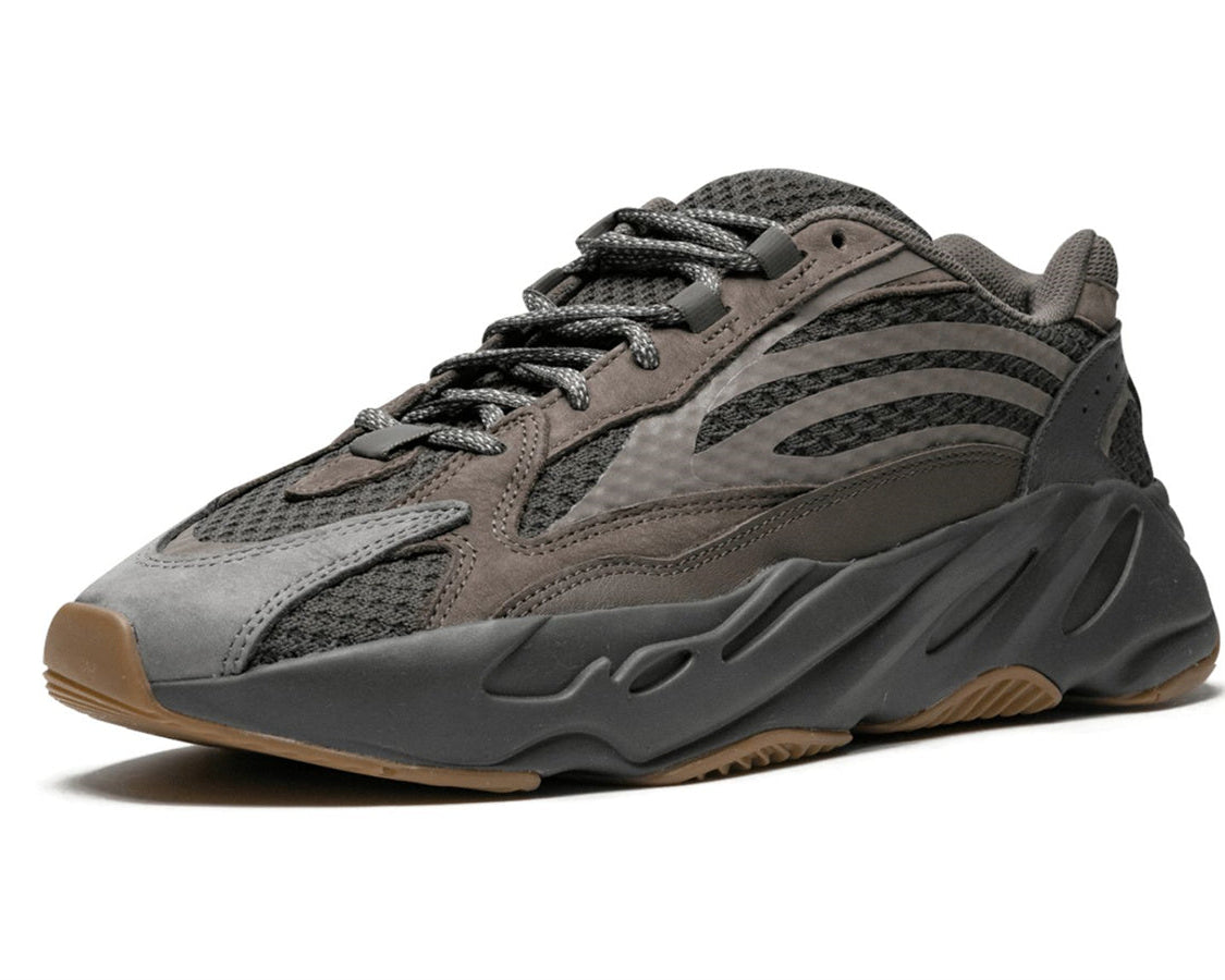 YEEZY BOOST 700 V2 "Geode" sneaker product image 3 | Foot Spikes