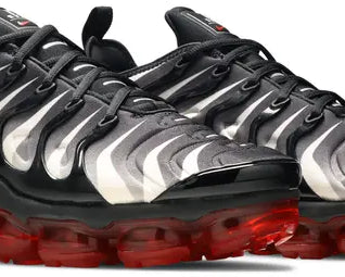 Air VaporMax Plus 'Black Red' sneaker product image 4 | Foot Spikes