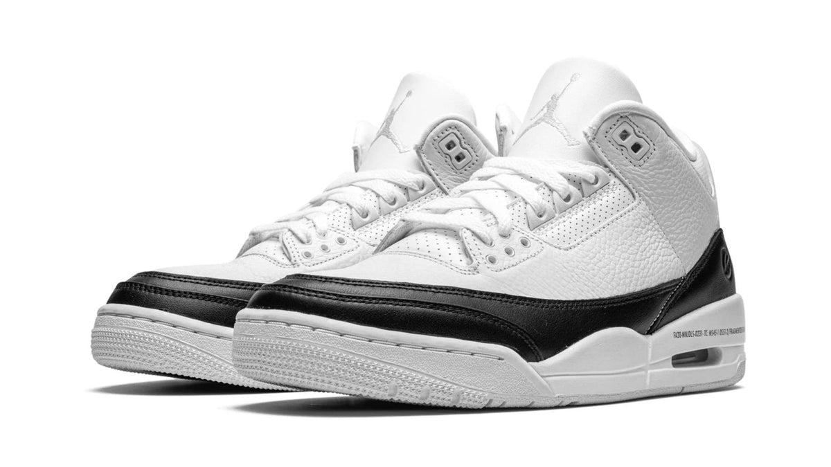 Air Jordan 3 Retro SP "Fragment" sneaker product image 2 | Foot Spikes