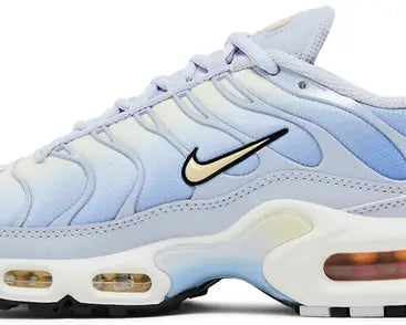 Wmns Air Max Plus 'Daybreak' sneaker product image 1 | Foot Spikes