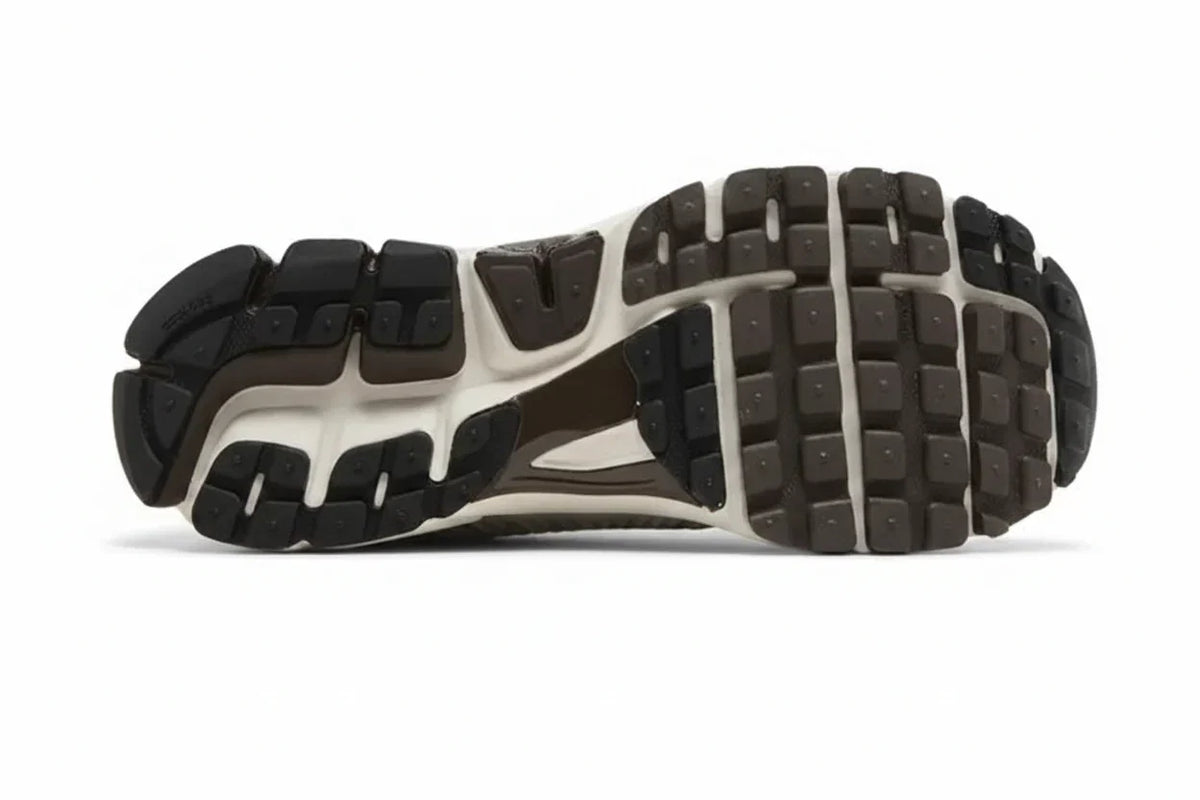 Women's Air Zoom Vomero 5 'Phantom' sneaker product image 2 | Foot Spikes