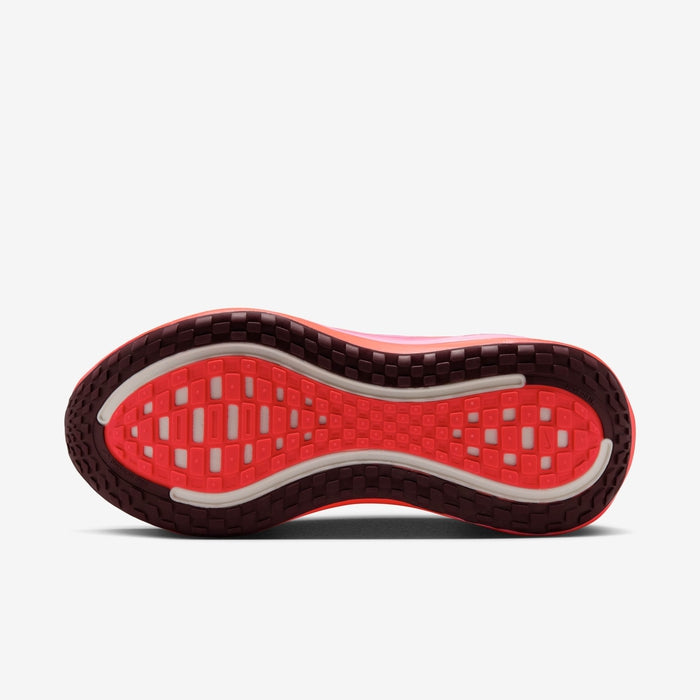 Vomero Plus Hyper Pink sneaker product image 2 | Foot Spikes