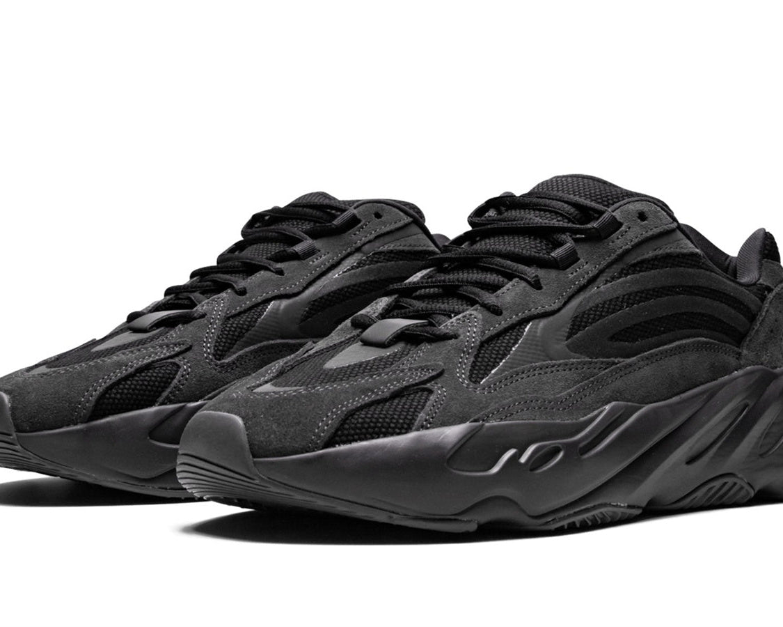 YEEZY BOOST 700 V2 "Vanta" sneaker product image 2 | Foot Spikes