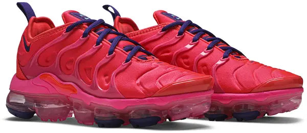 Wmns Air VaporMax Plus 'Bright Crimson' sneaker product image 4 | Foot Spikes