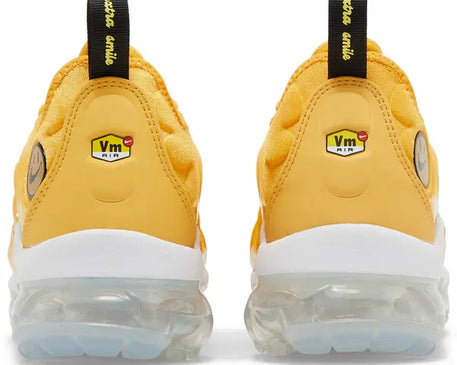 Wmns Air VaporMax Plus 'Go The Extra Smile' sneaker product image 3 | Foot Spikes