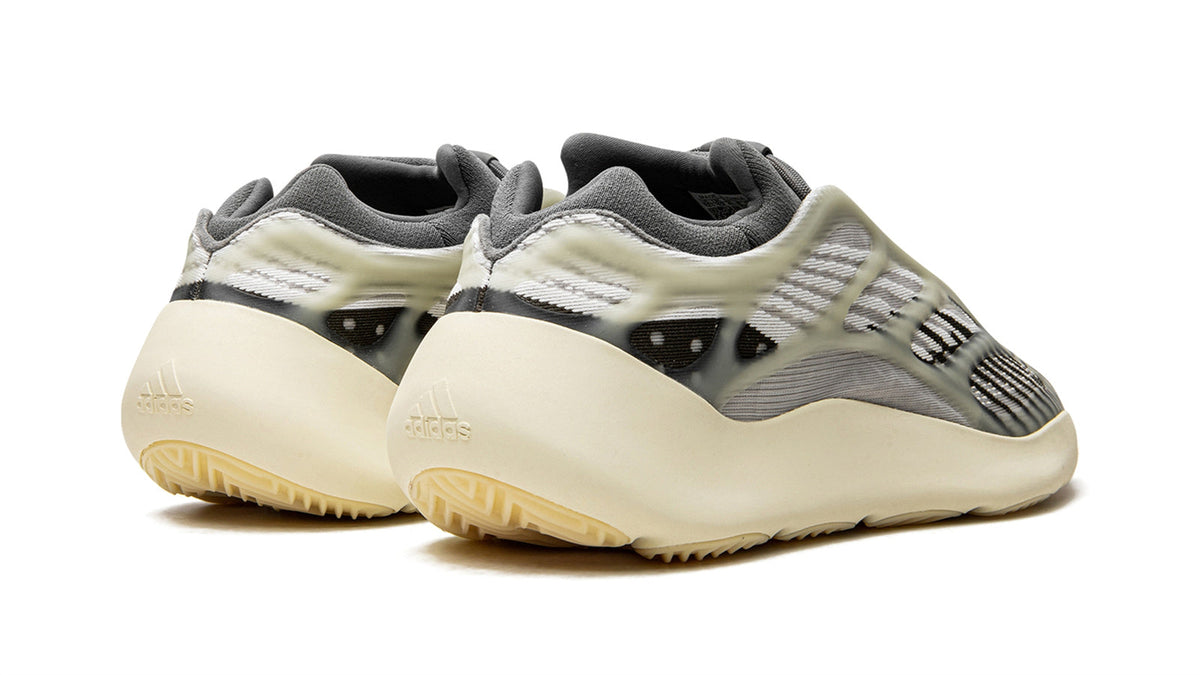 YEEZY 700 V3 "Fade Salt" sneaker product image 4 | Foot Spikes