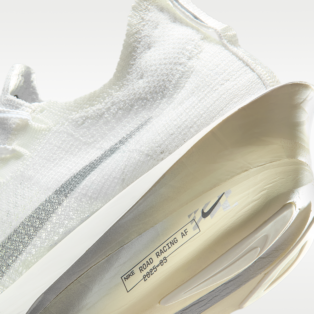 Alphafly 3 'Platinum Tint Grey Fog sneaker product image 8 | Foot Spikes