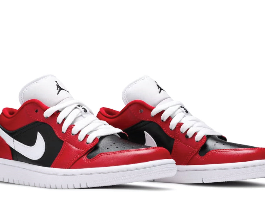 Air Jordan 1 Low Chicago Flip Wmns sneaker product image 2 | Foot Spikes