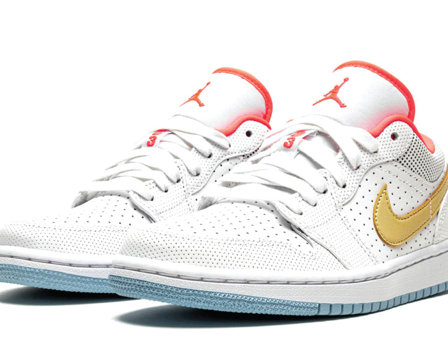 Air Jordan 1 Low SE White Sesame Womens sneaker product image 2 | Foot Spikes
