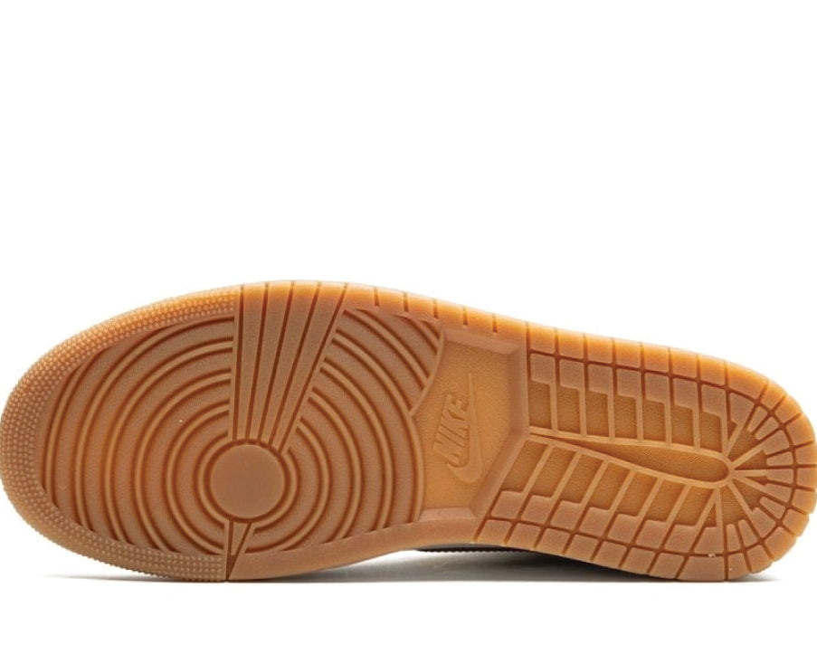 Air Jordan 1 Retro High OG Metallic Gold Wmns sneaker product image 4 | Foot Spikes