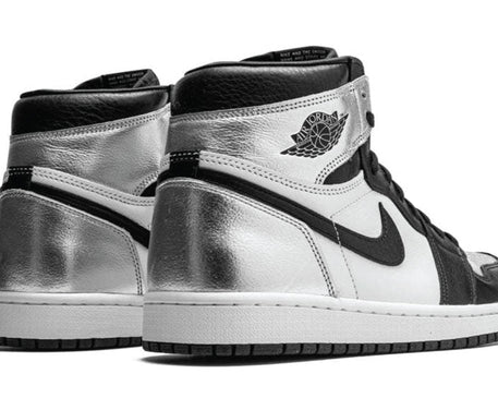 Air Jordan 1 Retro High Silver Toe Women's sneaker product image 3 | Foot Spikes