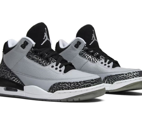 Air Jordan 3 Retro Wolf Grey sneaker product image 2 | Foot Spikes