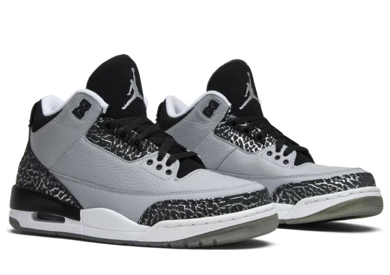 Air Jordan 3 Retro Wolf Grey sneaker product image 2 | Foot Spikes