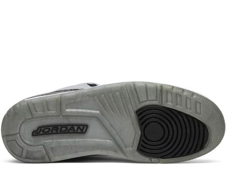 Air Jordan 3 Retro Wolf Grey sneaker product image 4 | Foot Spikes