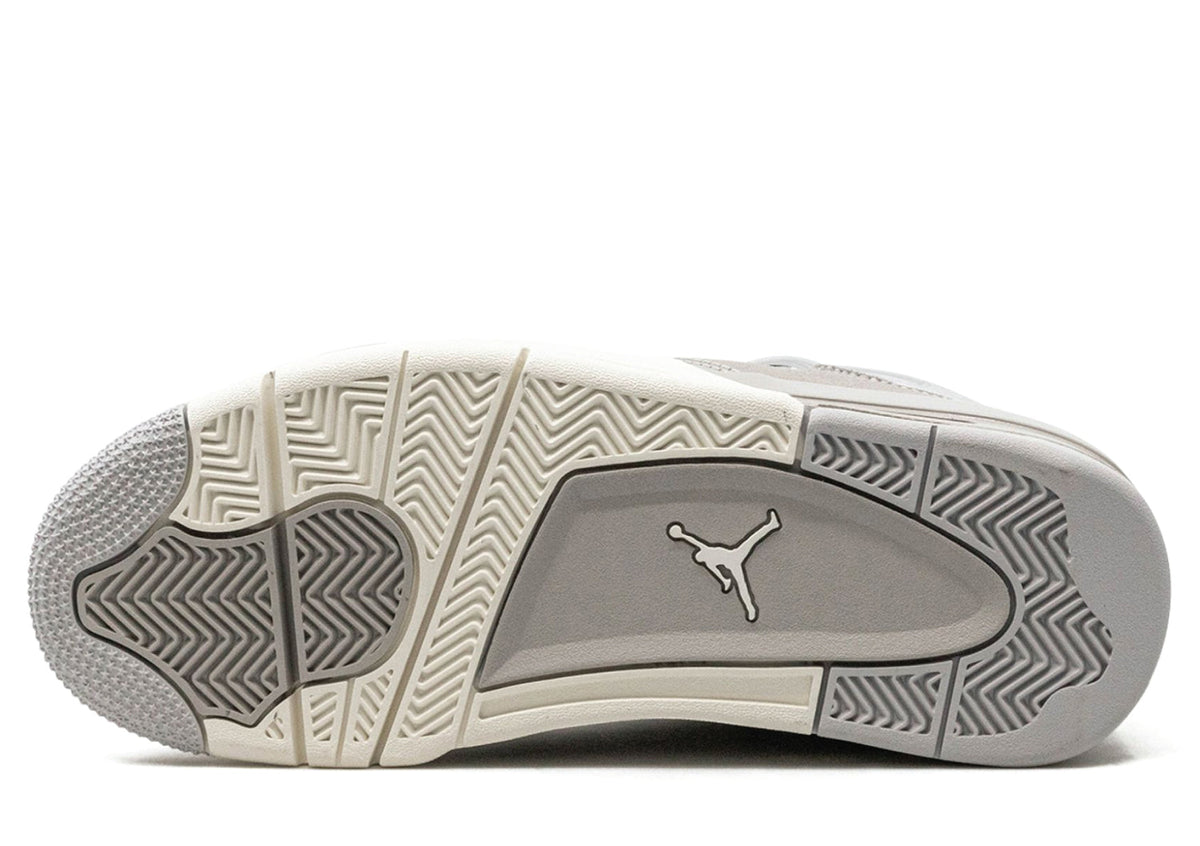 Air Jordan 4 Retro Frozen Moments Women's sneaker product image 2 | Foot Spikes