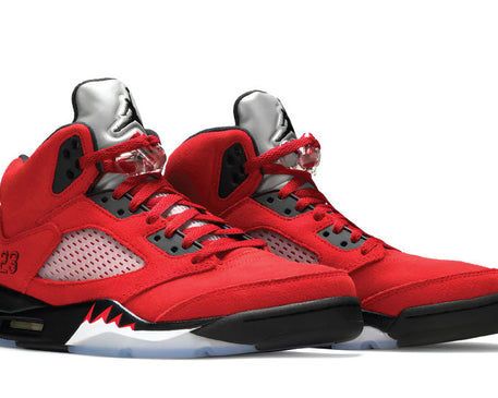 Air Jordan 5 Retro Raging Bull sneaker product image 2 | Foot Spikes