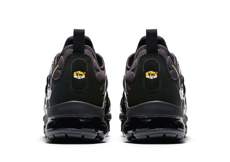 Air VaporMax Plus Black Volt sneaker product image 3 | Foot Spikes