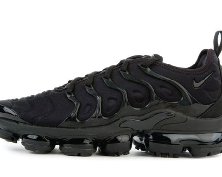 Air VaporMax Plus Black sneaker product image 1 | Foot Spikes