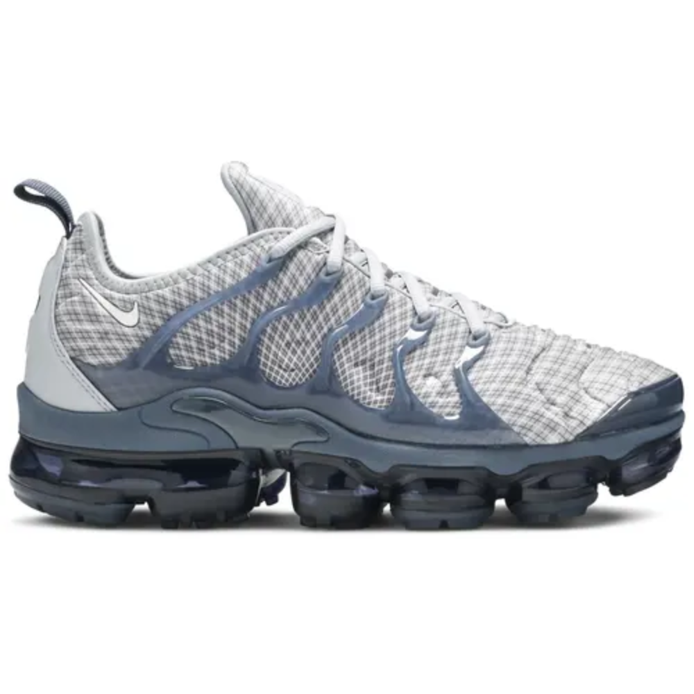 Air VaporMax Plus 'Wolf Grey' 2019 sneaker product image 2 | Foot Spikes