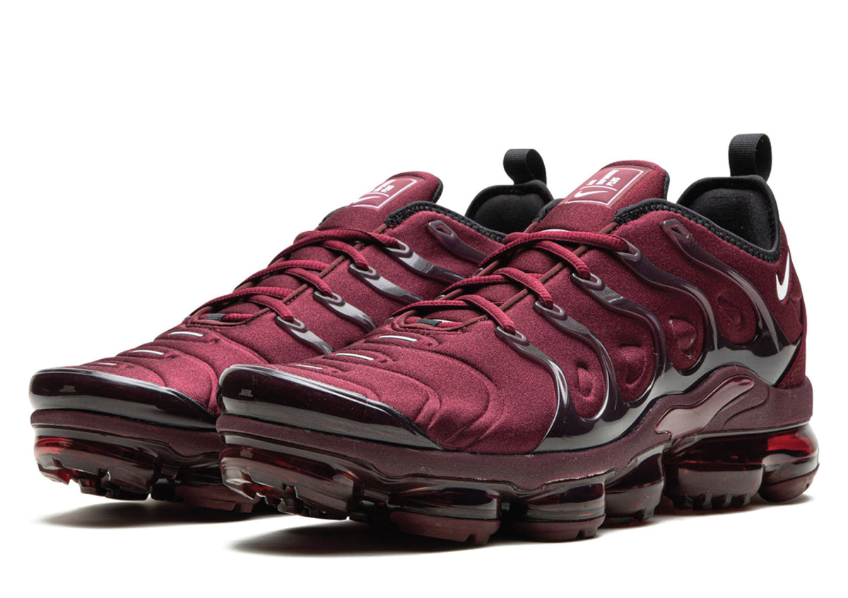 Air VaporMax Plus Burgundy sneaker product image 2 | Foot Spikes