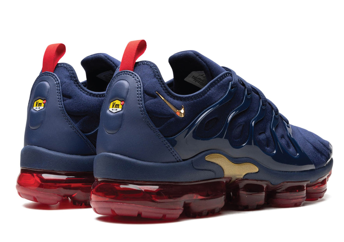 Air VaporMax Plus Metallic Midnight Blue/Gold sneaker product image 3 | Foot Spikes
