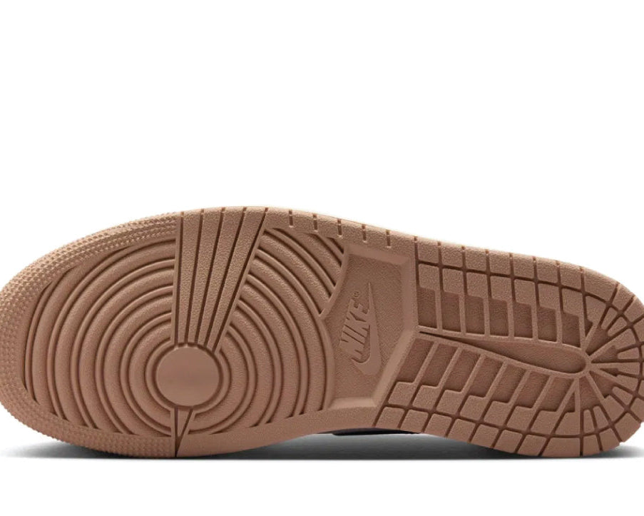 Jordan 1 Retro High OG Latte Wmns sneaker product image 4 | Foot Spikes