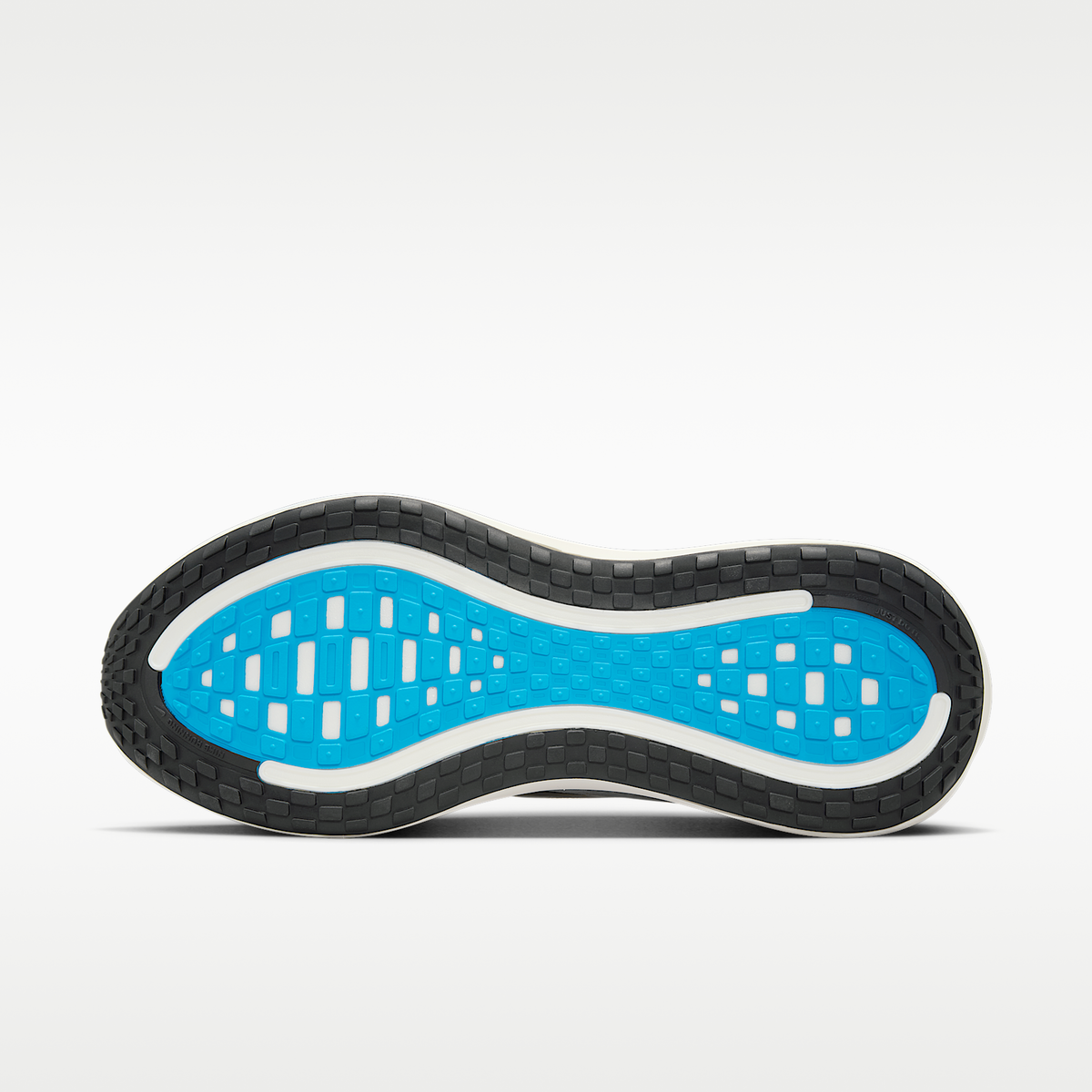 Vomero Plus Blue Hero sneaker product image 2 | Foot Spikes