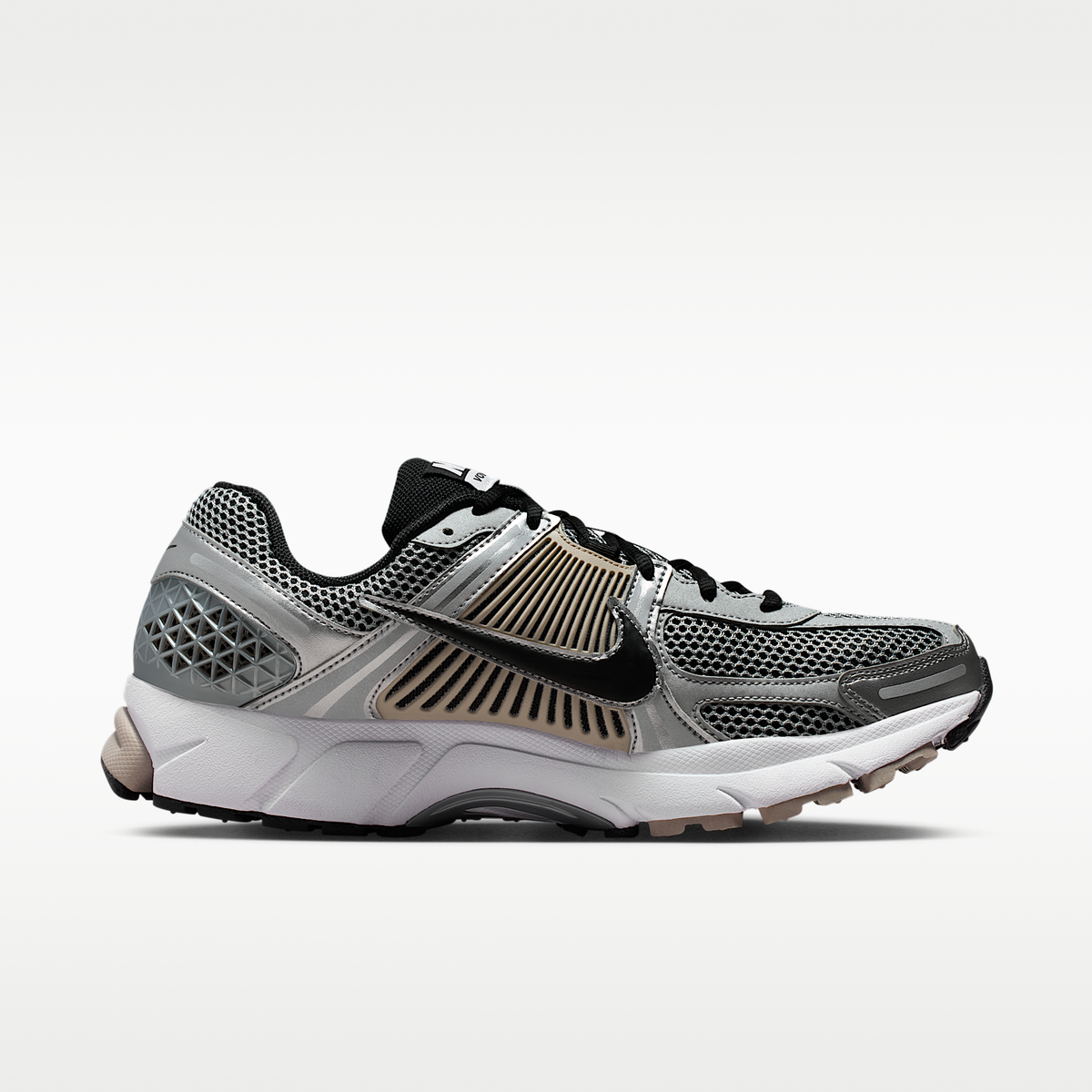 Zoom Vomero 5 Metallic Silver College Grey sneaker product image 3 | Foot Spikes
