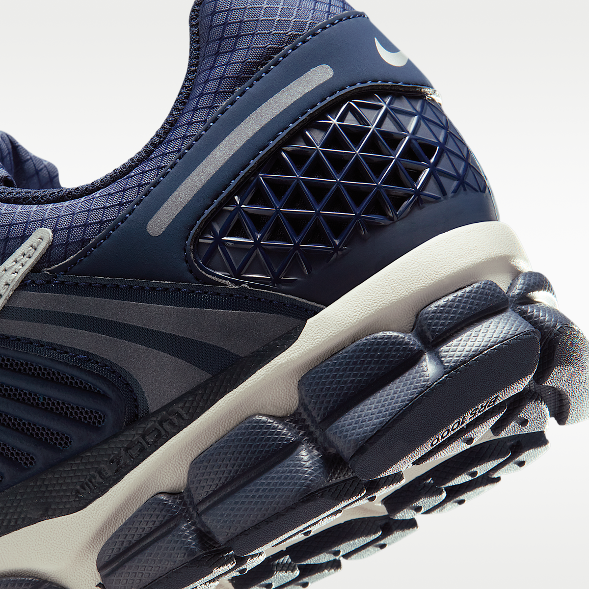 Zoom Vomero 5 SE Blue Void sneaker product image 8 | Foot Spikes