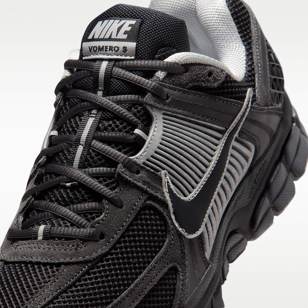 Zoom Vomero 5 Anthracite/Iron Grey/Chrome sneaker product image 7 | Foot Spikes