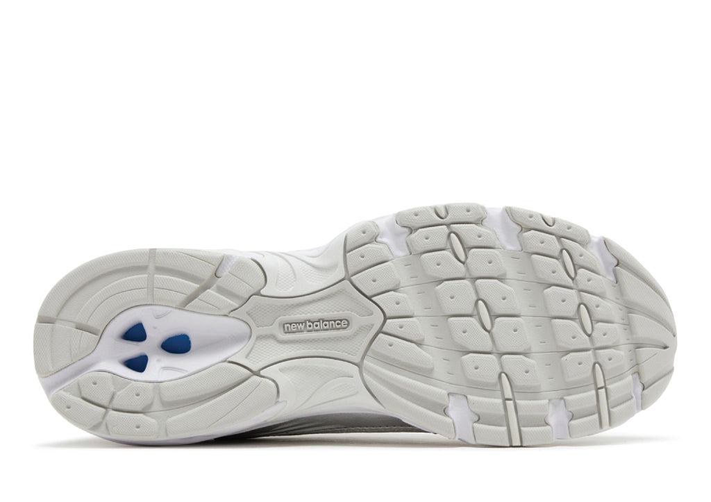 New Balance 530 Moonbeam Silver Metallic sneaker product image 4 | Foot Spikes