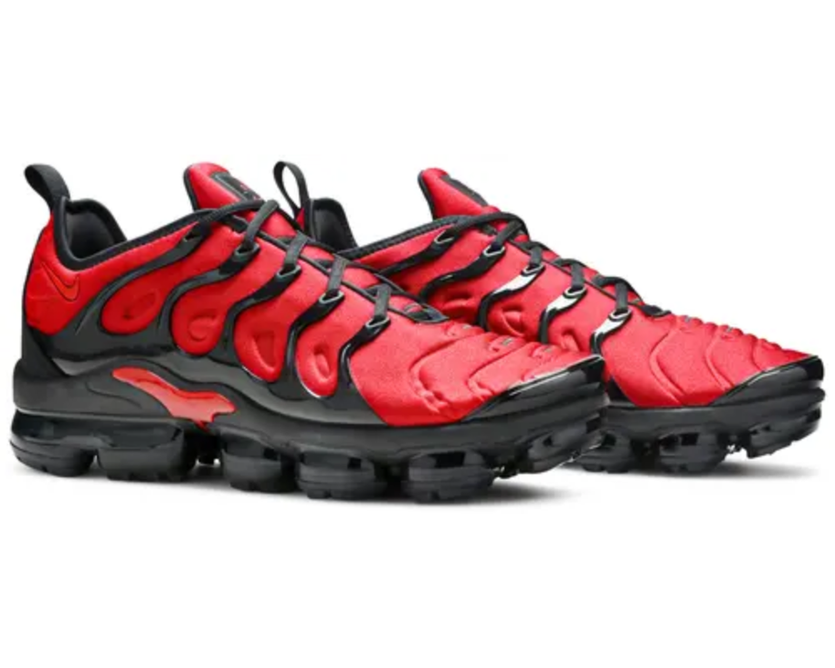 Air Vapormax Plus University Red sneaker product image 4 | Foot Spikes
