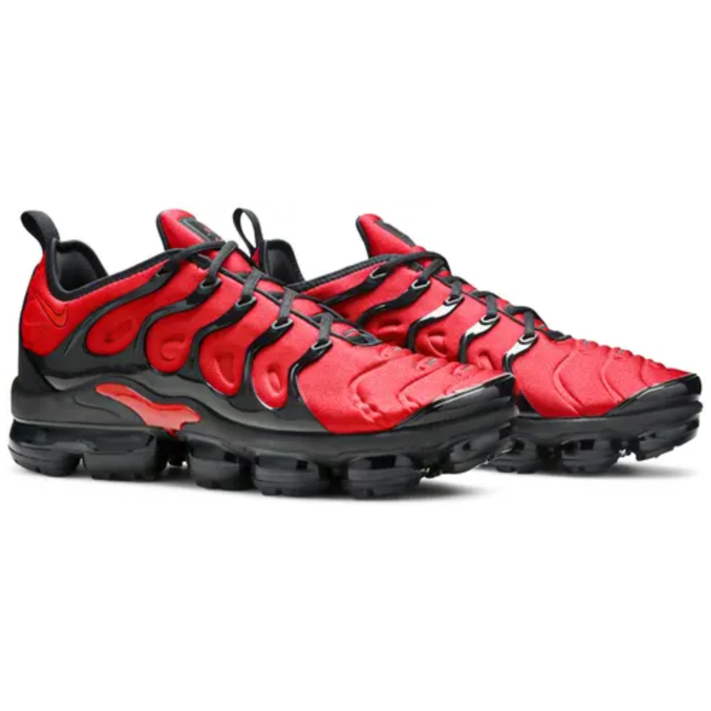 Air Vapormax Plus University Red sneaker product image 4 | Foot Spikes