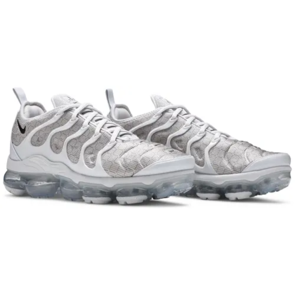 Air Vapormax Plus Pure Platinum sneaker product image 4 | Foot Spikes