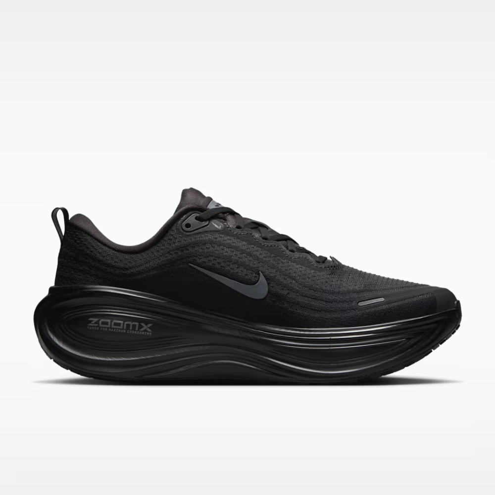 Vomero Plus Black sneaker product image 5 | Foot Spikes