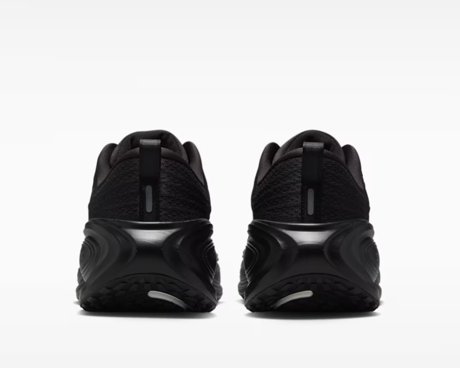 Vomero Plus Black sneaker product image 6 | Foot Spikes