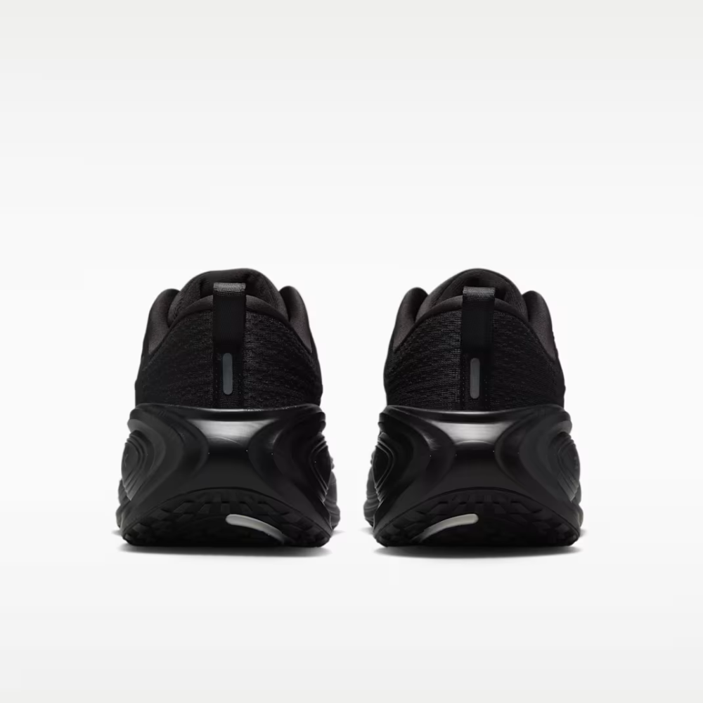 Vomero Plus Black sneaker product image 6 | Foot Spikes