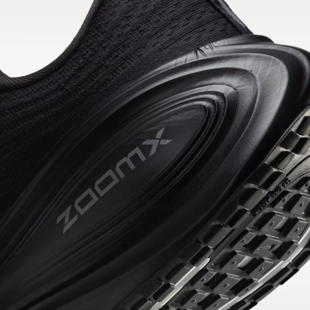 Vomero Plus Black sneaker product image 7 | Foot Spikes