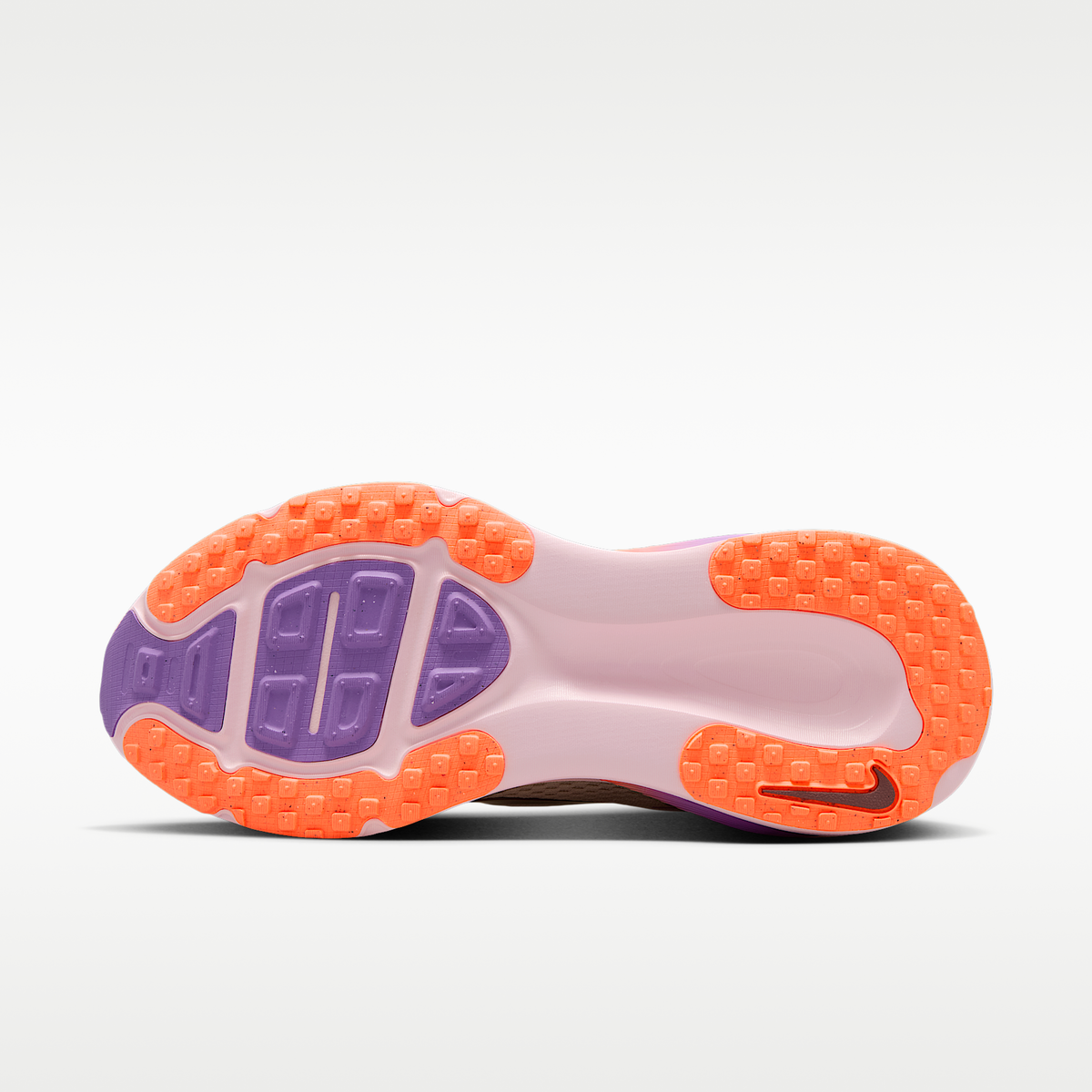 Vomero 18 Chalk/Pink sneaker product image 2 | Foot Spikes