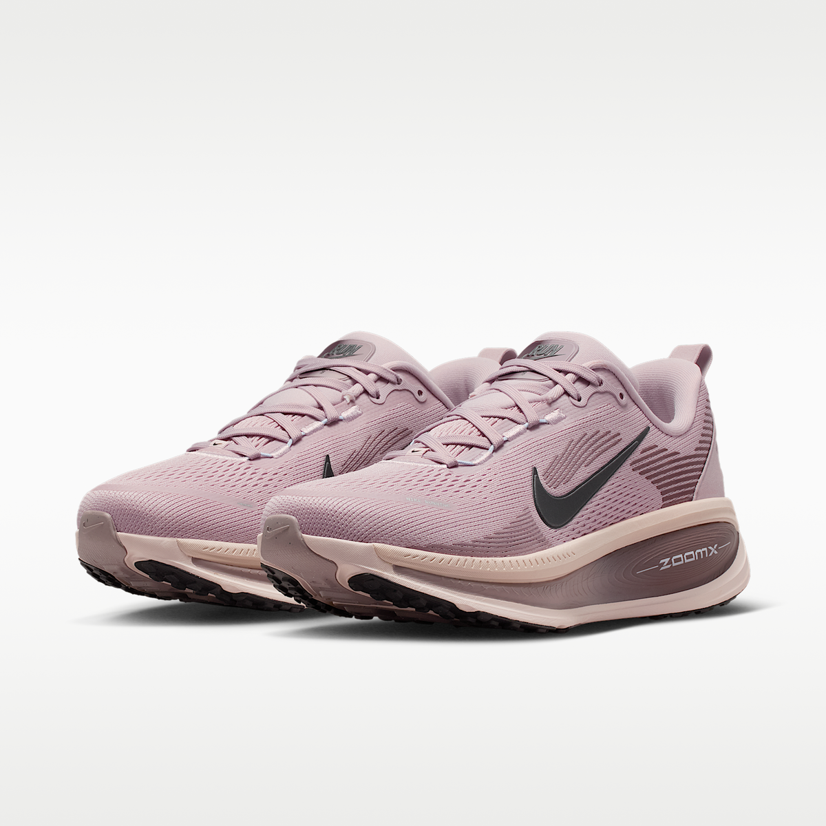 Wmns Vomero 18 'Particle Rose' sneaker product image 5 | Foot Spikes