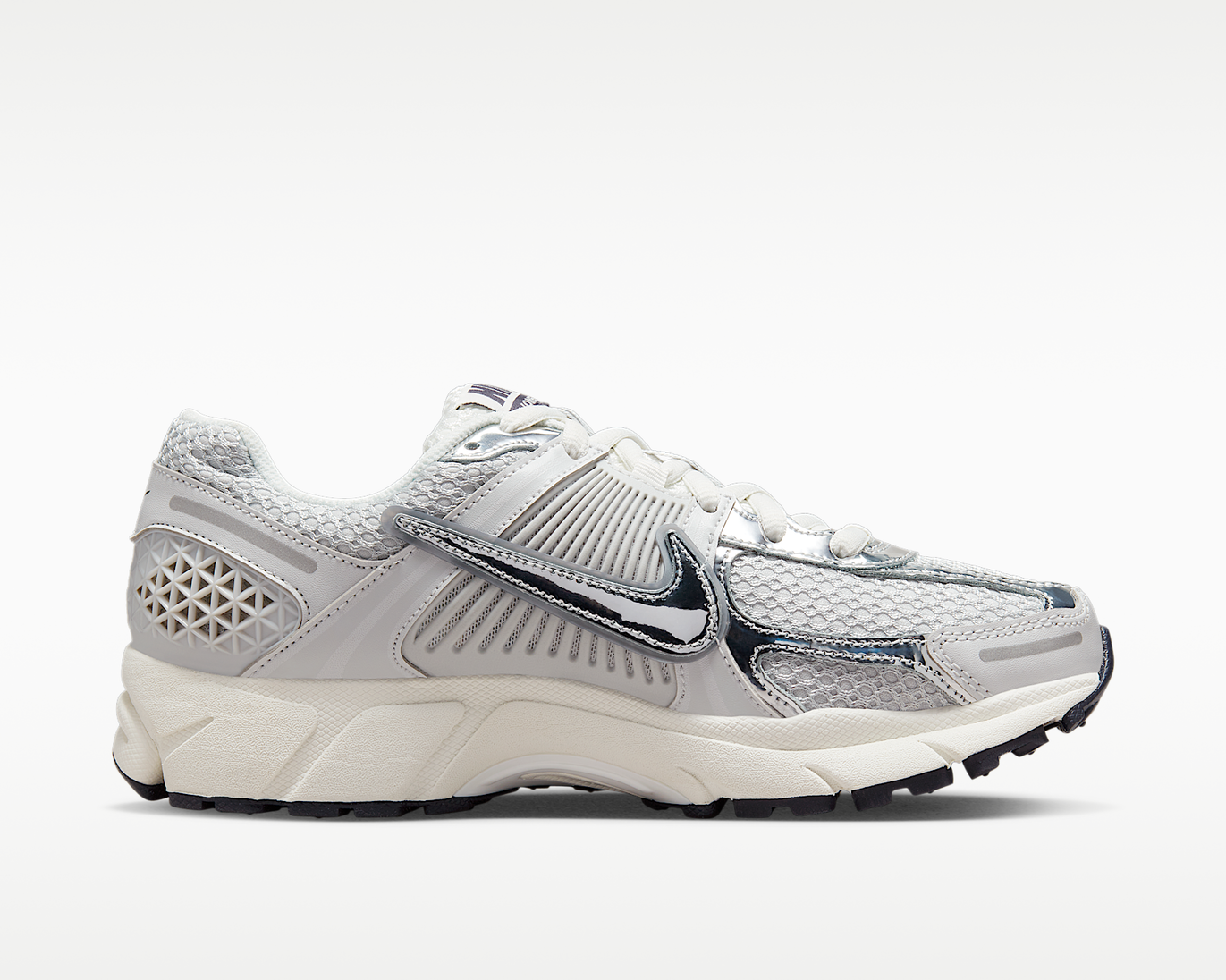 Zoom Vomero 5 Photon Dust sneaker product image 4 | Foot Spikes