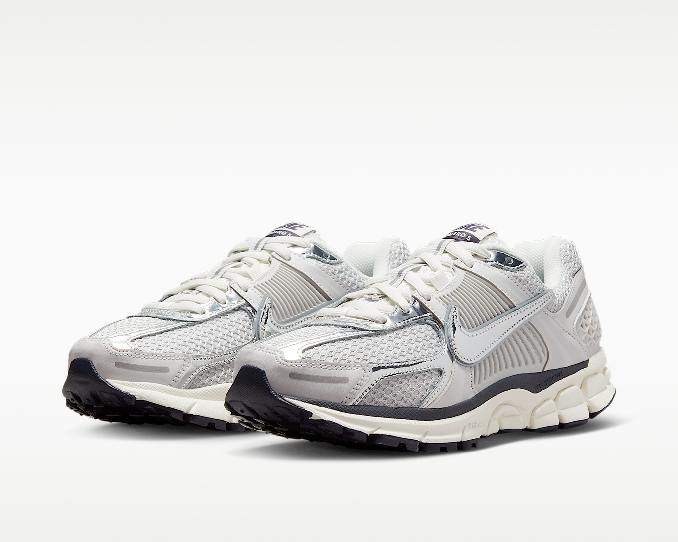 Zoom Vomero 5 Photon Dust sneaker product image 6 | Foot Spikes